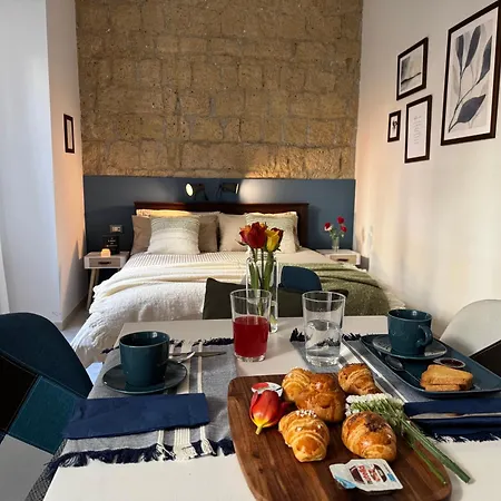 Mirea Apartment