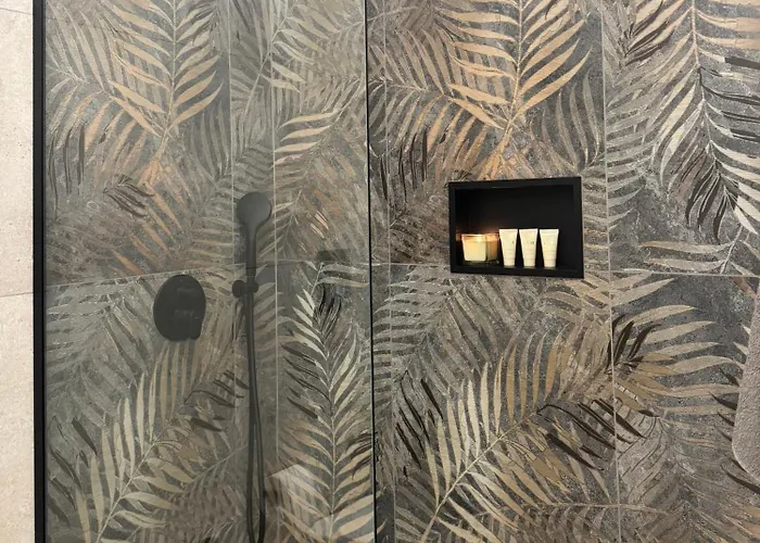 Mirea Apartmán Neapol