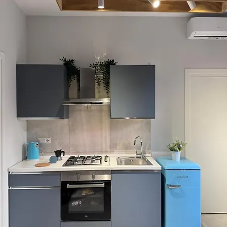 Mirea * 那不勒斯